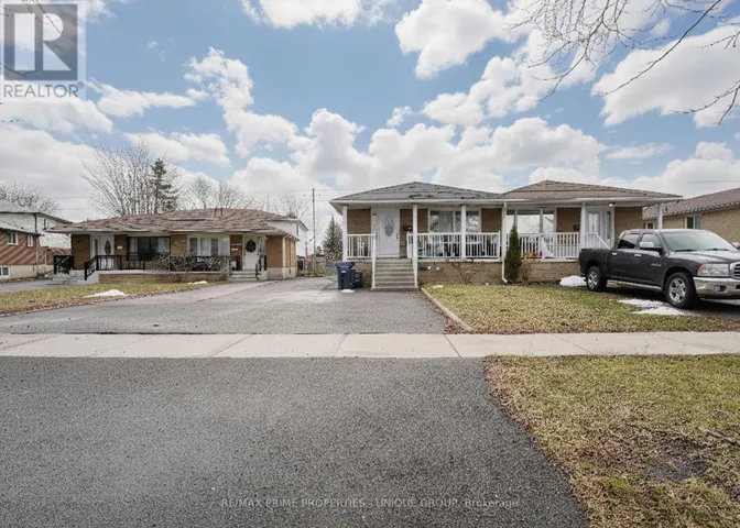 7001 CHIGWEL COURT, Mississauga (Malton), Ontario L4T1N3