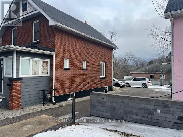BASEMENT APARTMENT - 53 MAJOR MACKENZIE DRIVE E, Richmond Hill (Harding), Ontario L4C1G8