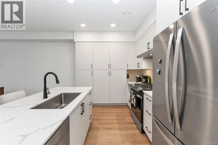 66 255 Caspian Dr, Colwood, British Columbia V9C0R9