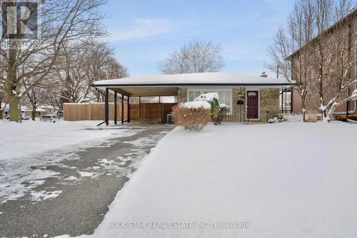 40 LINLAKE DRIVE, St. Catharines (Lakeport), Ontario L2N2M3