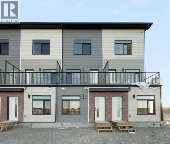 202, 156 Park Street, Cochrane, Alberta T4C2B8