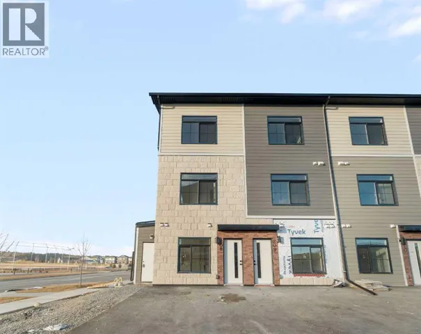 208, 156 Park Street, Cochrane, Alberta T4C2B8