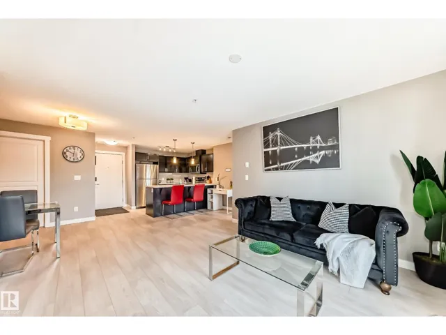 #217 3670 139 AV NW, Edmonton, Alberta T5Y3N5