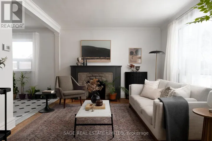 195 CLEARBROOKE CIRCLE, Toronto (Rexdale-Kipling), Ontario M9W2G5