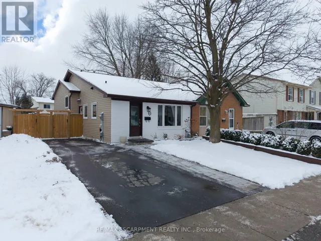 60 BANBURY ROAD, Brantford, Ontario N3P1C3