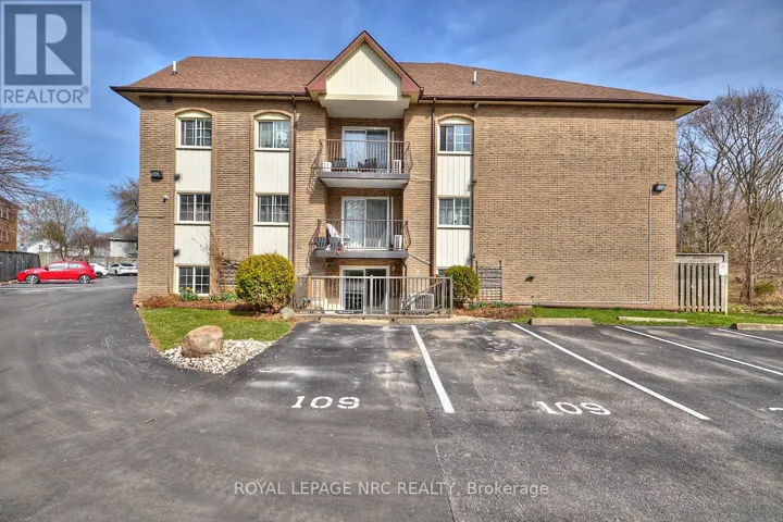 109 - 20 JOHN STREET, Grimsby (Grimsby East), Ontario L3M1X5