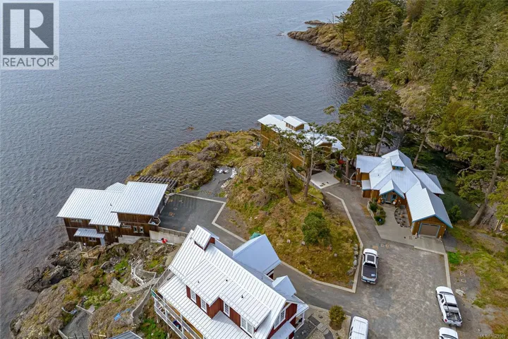 817 Sunset Pt, Sooke, British Columbia V9Z1N6