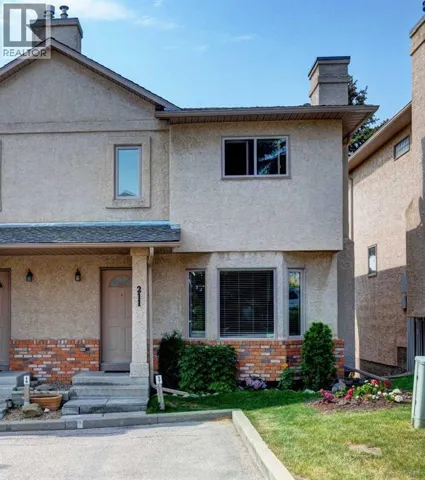 211 Christie Park Mews SW, Calgary, Alberta T3H3H2