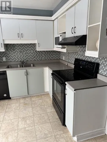 15 - 89 HIGHVIEW AVENUE E, London South (South P), Ontario N6C5V6