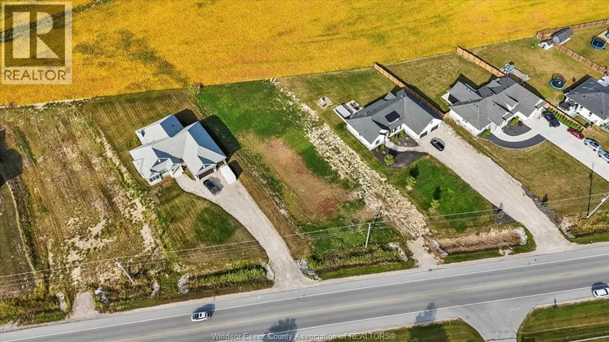 5691 COUNTY RD 20, Amherstburg, Ontario N9V2Y8