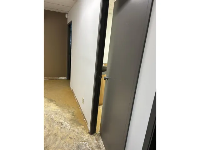 101 13798 94A AVENUE, Surrey, British Columbia V3V1N1