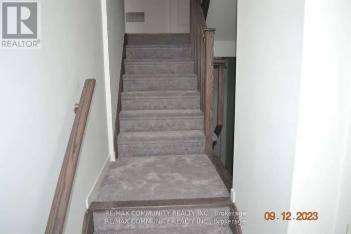 811 STANSTEAD PATH, Oshawa (Samac), Ontario L1K3G4
