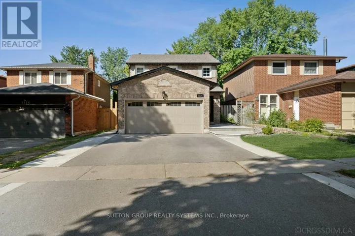 1114 CEDARCROFT CRESCENT, Pickering (Liverpool), Ontario L1X1R5