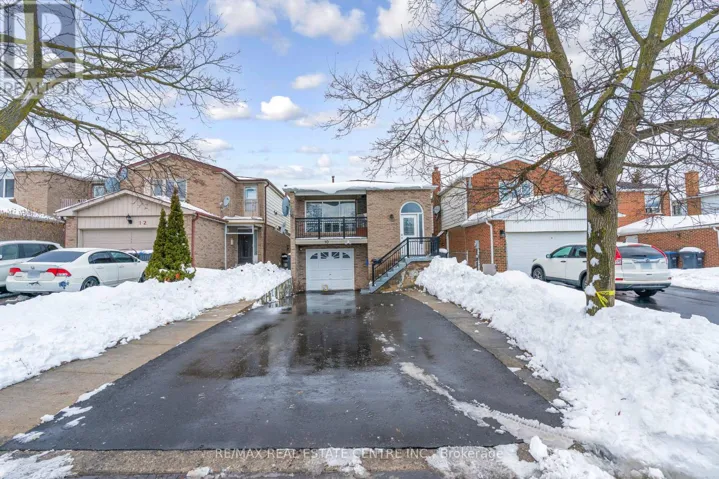 10 PICKARD LANE, Brampton (Fletcher's West), Ontario L6Y2M5