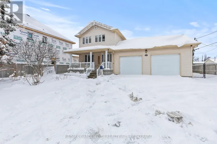 1 - 101 MOFFATT STREET, St. Catharines (Oakdale), Ontario L2P2L6