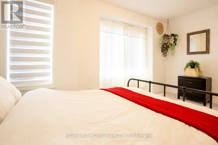 777 EDDYSTONE PATH, Oshawa (Donevan), Ontario L1H0A7