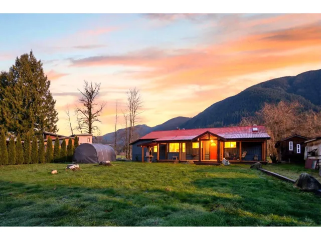 10148 MOUNTAINVIEW ROAD, Mission, British Columbia V2V4J1