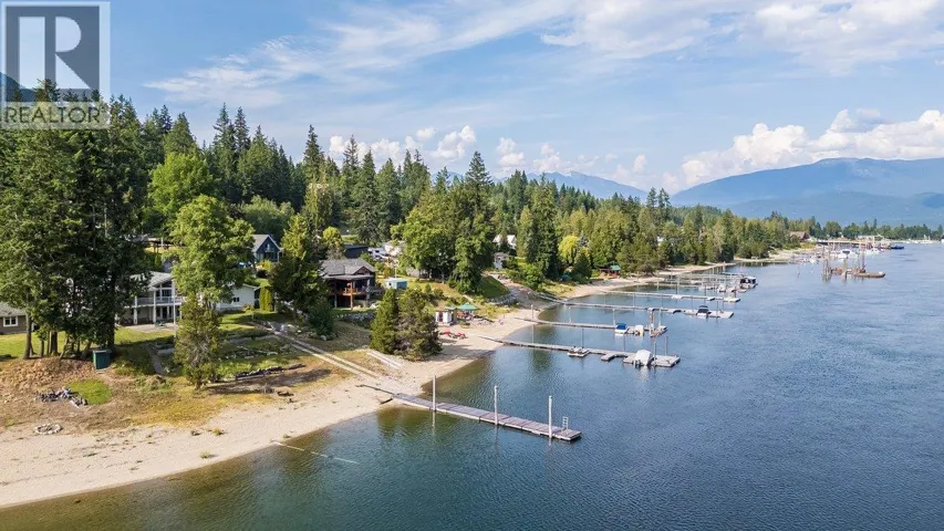 7620 3A Highway, Balfour, British Columbia V0G1C0