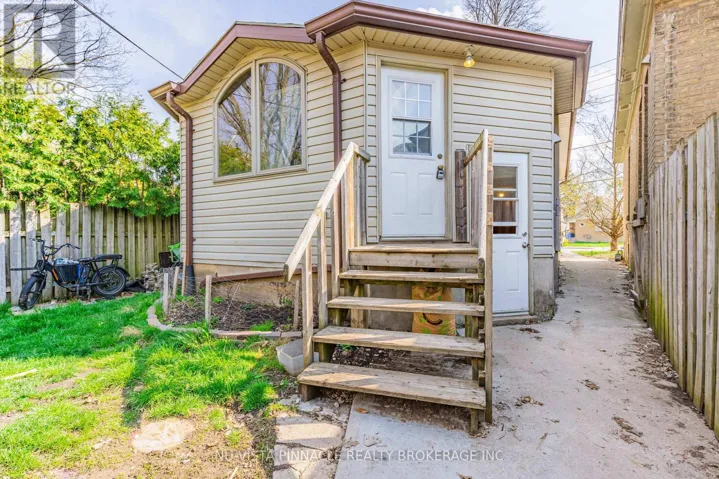 BACK - 132 WHARNCLIFFE ROAD N, London North (North N), Ontario N6H2B2