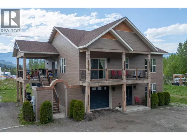 1905 Hay Road, Revelstoke, British Columbia V0E2S1