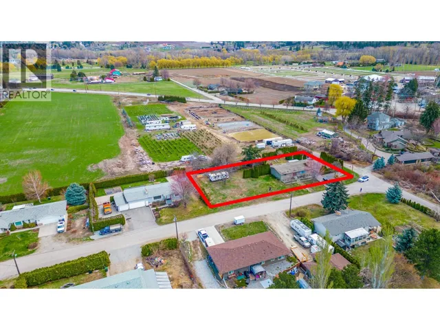 3259 St. Amand Road, Kelowna, British Columbia V1W3P2