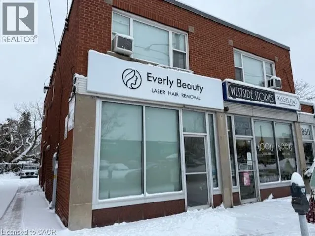 854 KING Street W, Hamilton, Ontario L8S1K3
