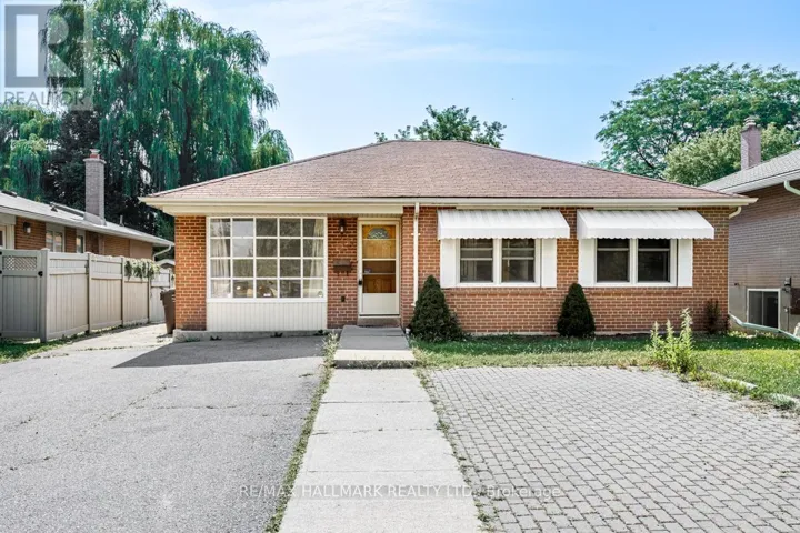 LOWER - 2112 TRUSCOTT DRIVE, Mississauga (Clarkson), Ontario L5J2A6
