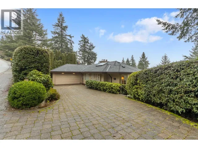 4856 HEADLAND DRIVE, West Vancouver, British Columbia V7W2Z3