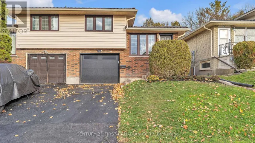 330 SOUTHCREST DRIVE, London South (South D), Ontario N6J1N4