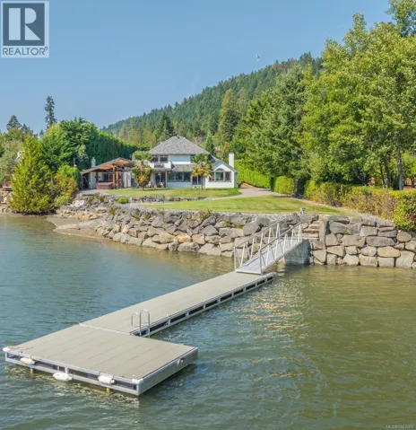 4718/4720 Shell Beach Rd, Ladysmith, British Columbia V9G1L7