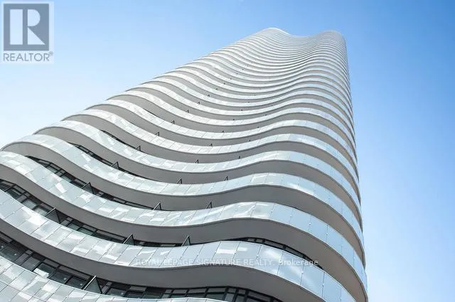 R18 - 403 CHURCH STREET, Toronto (Church-Yonge Corridor), Ontario M4Y0C9