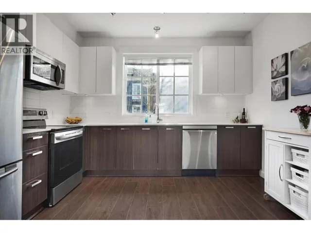 74 2428 NILE GATE, Port Coquitlam, British Columbia V3B0H6
