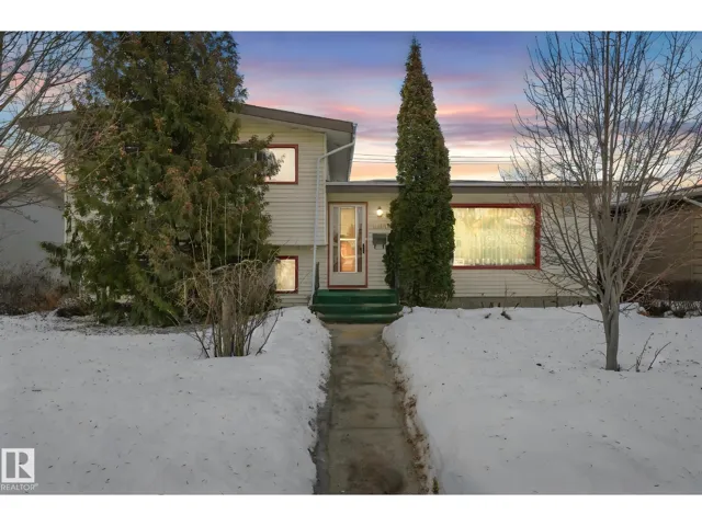 16611 90 AV NW, Edmonton, Alberta T5R4W9