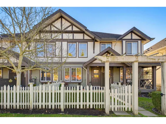 53 4401 BLAUSON BOULEVARD, Abbotsford, British Columbia V3G0A4