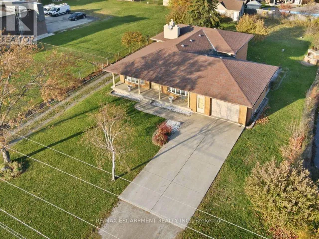 1235 BARTON STREET, Hamilton (Winona), Ontario L8E5G9