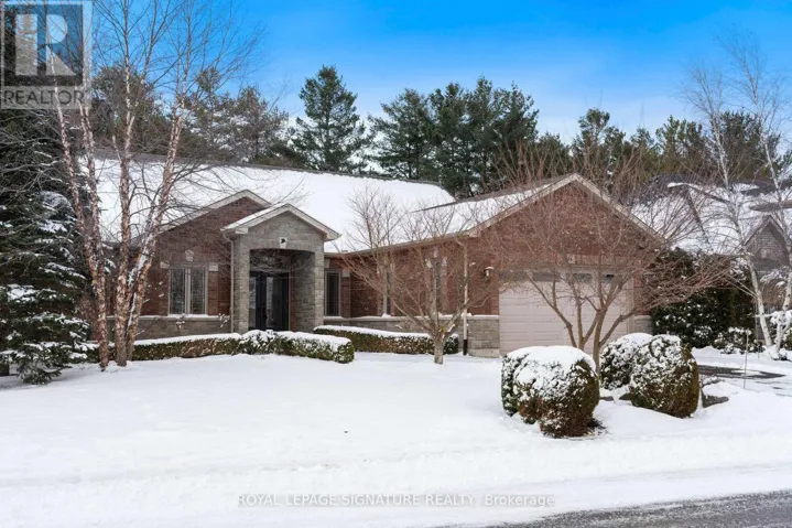 64 NEWPORT LANE, Norfolk (Port Dover), Ontario N0A1N7