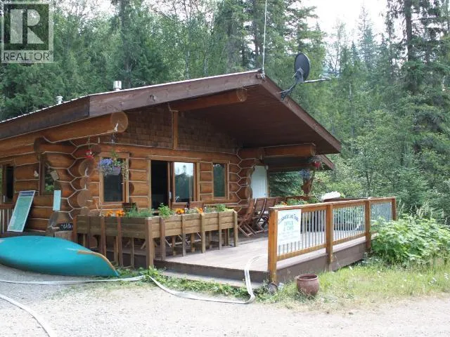 specialty CLEARWATER VALLEY Road, Wells Gray, British Columbia V0E1N1