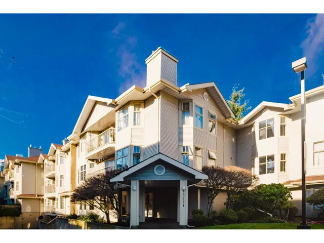 204 10721 139 STREET, Surrey, British Columbia V3T4L8