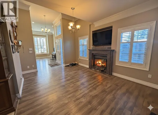 6916 CUNNINGHAM COURT, Burnaby, British Columbia V5E0B1