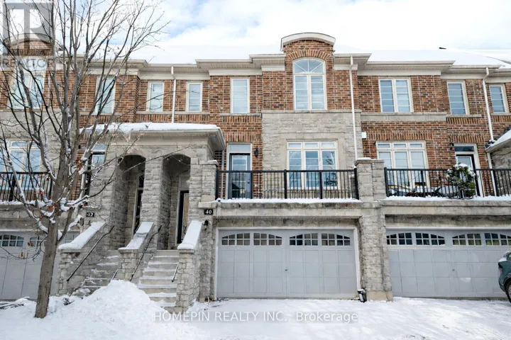 40 CHAPMAN COURT, Aurora (Aurora Grove), Ontario L4G0E2