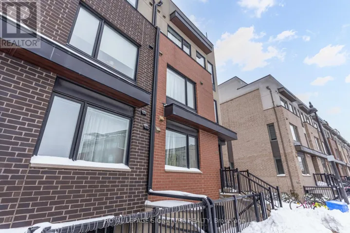 4 - 179 WILLIAM DUNCAN ROAD, Toronto (Downsview-Roding-CFB), Ontario M3K0B7