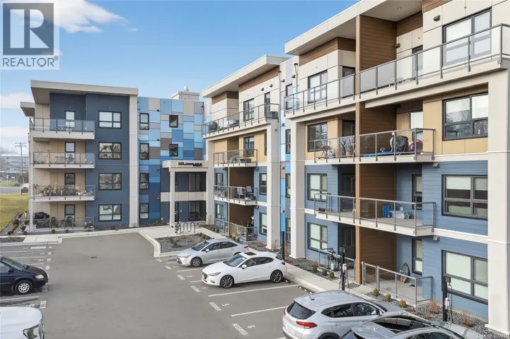 205 140 Jensen Ave W, Parksville, British Columbia V9P0H7