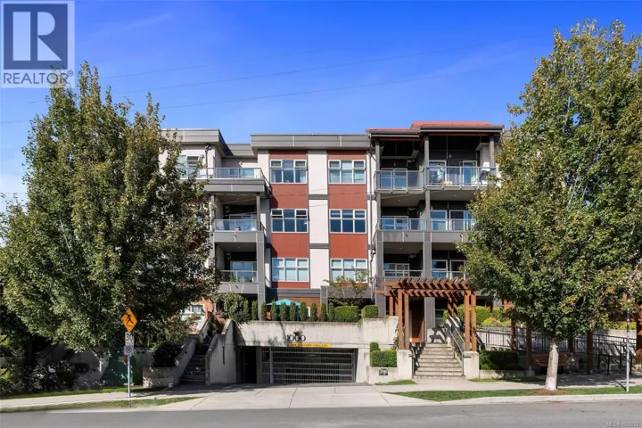 310 1000 Inverness Rd, Saanich, British Columbia V8X2S1