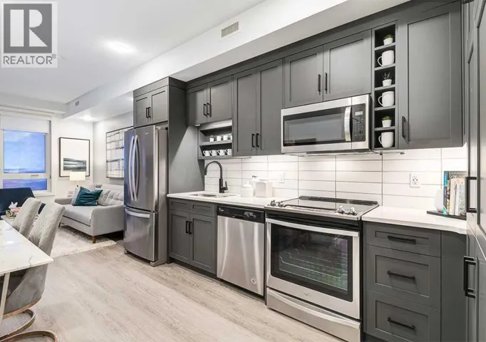 511, 3107 Warren Street NW, Calgary, Alberta T2L2K7