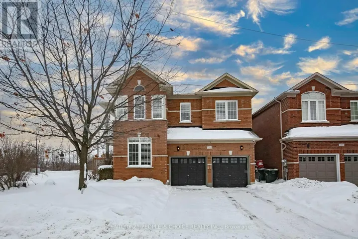 33 ACCENT CIRCLE, Brampton (Northwest Sandalwood Parkway), Ontario L7A0L3