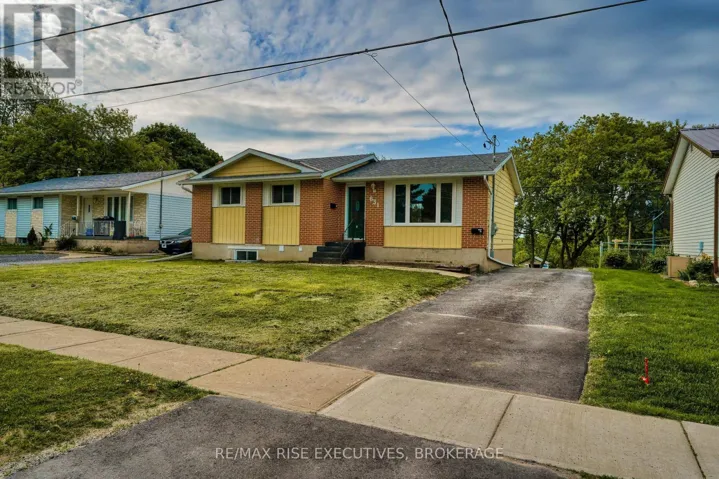 1 - 631 AYLMER CRESCENT, Kingston (South of Taylor-Kidd Blvd), Ontario K7M6K3