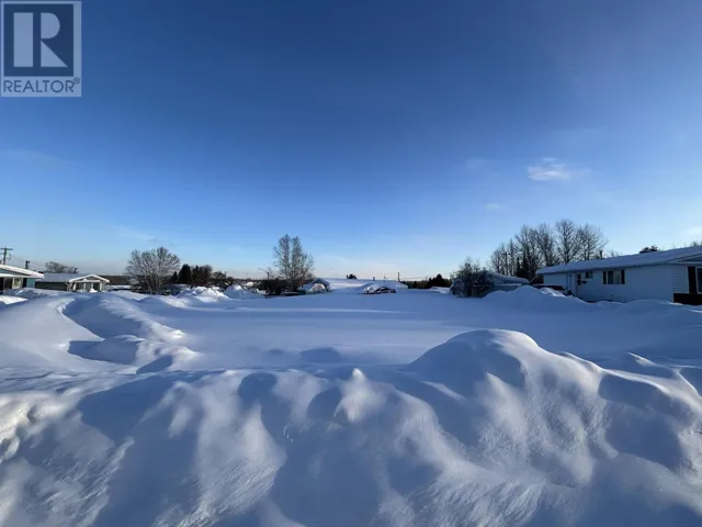 20 Partridge AVE, Manitouwadge, Ontario P0T2C0