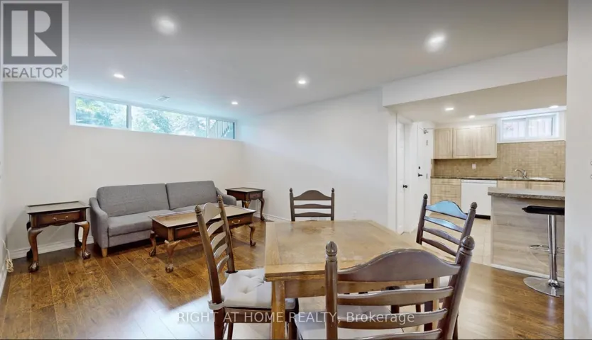 36 AURORA HEIGHTS DRIVE, Aurora (Aurora Heights), Ontario L4G2W7