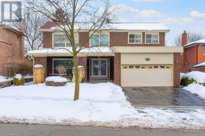 2529 CLAYMORE CRESCENT, Mississauga (Erindale), Ontario L5C3A2