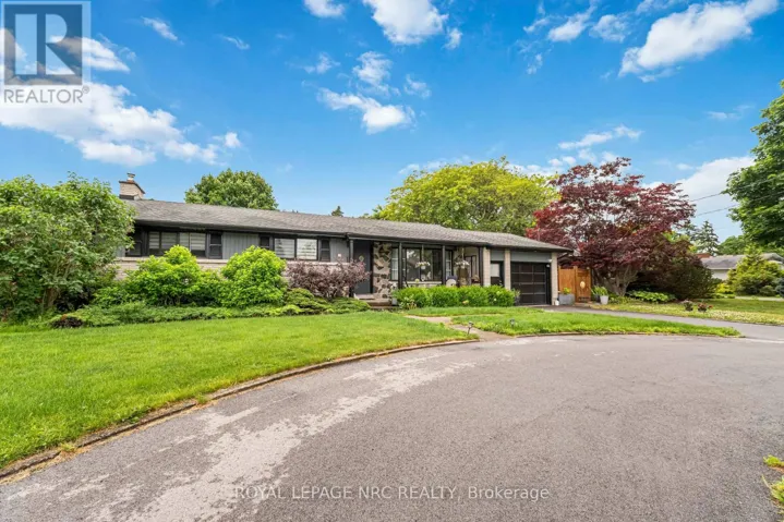 9 CARTIER DRIVE, St. Catharines (Vine/Linwell), Ontario L2M2E5